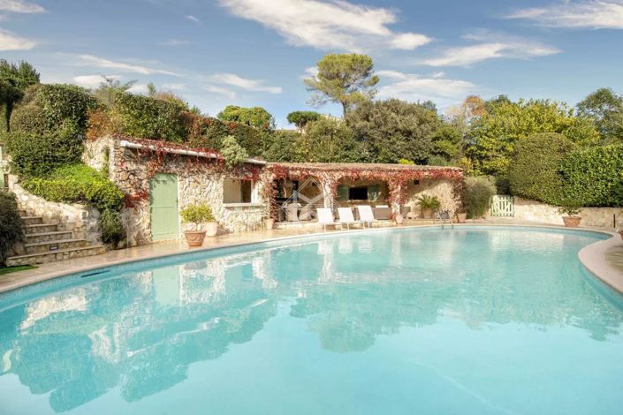 Image No.17-6 Bed House for sale