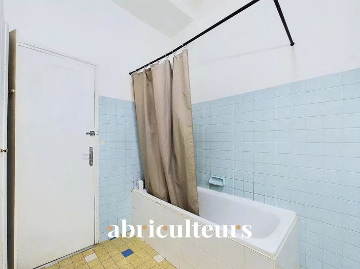 Image No.10-1 Bed Apartment for sale