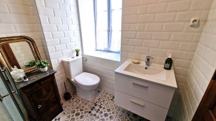 Image No.15-3 Bed House for sale