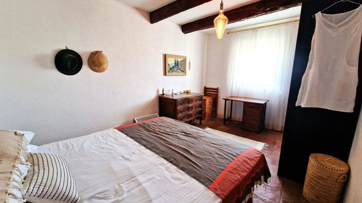 Image No.17-3 Bed House for sale