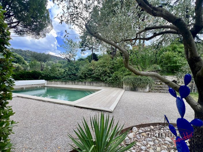 Image No.2-4 Bed House for sale