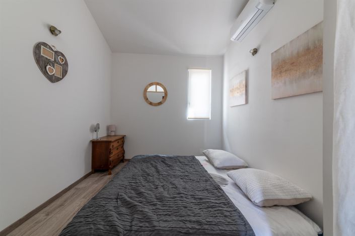 Image No.21-4 Bed House for sale