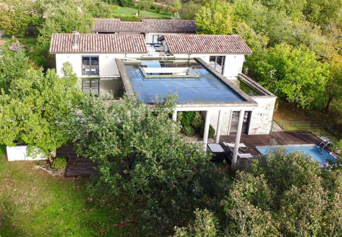 Image No.22-4 Bed House for sale