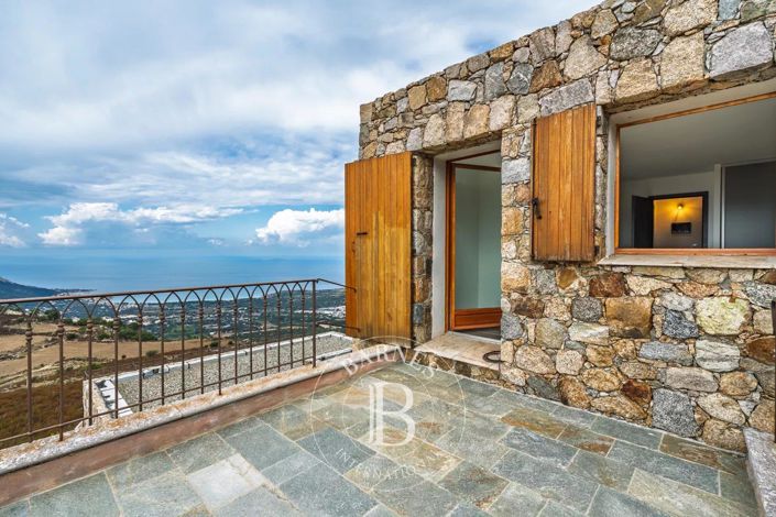 Image No.4-3 Bed House for sale