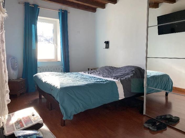 Image No.4-3 Bed House for sale