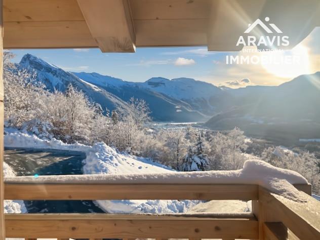 Image No.23-6 Bed House for sale