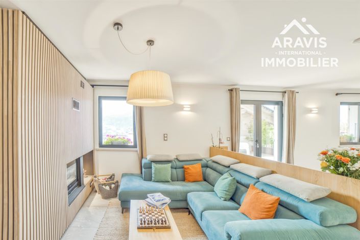 Image No.4-6 Bed House for sale