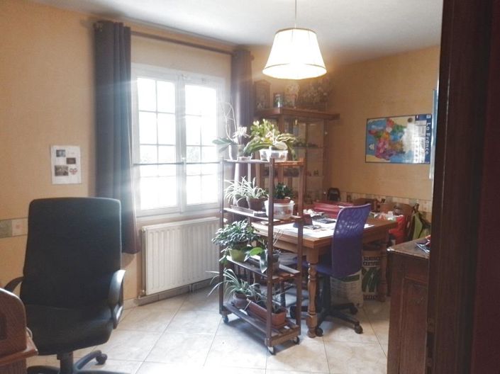 Image No.8-4 Bed House for sale