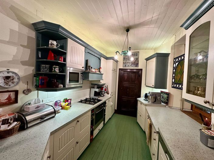 Image No.11-4 Bed House for sale