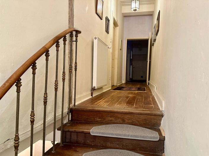 Image No.19-4 Bed House for sale