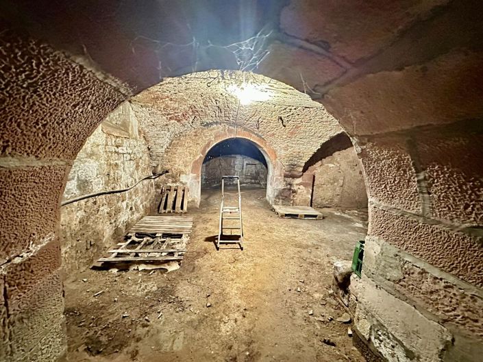 Image No.30-4 Bed House for sale