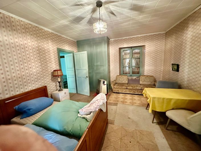 Image No.41-4 Bed House for sale