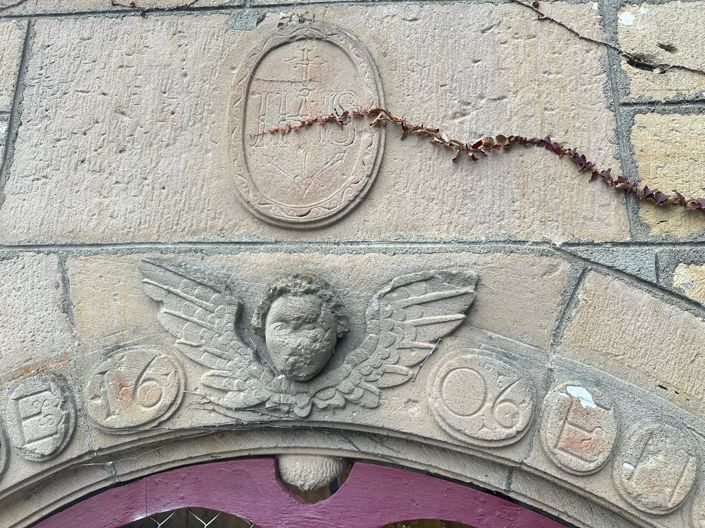 Image No.6-4 Bed House for sale