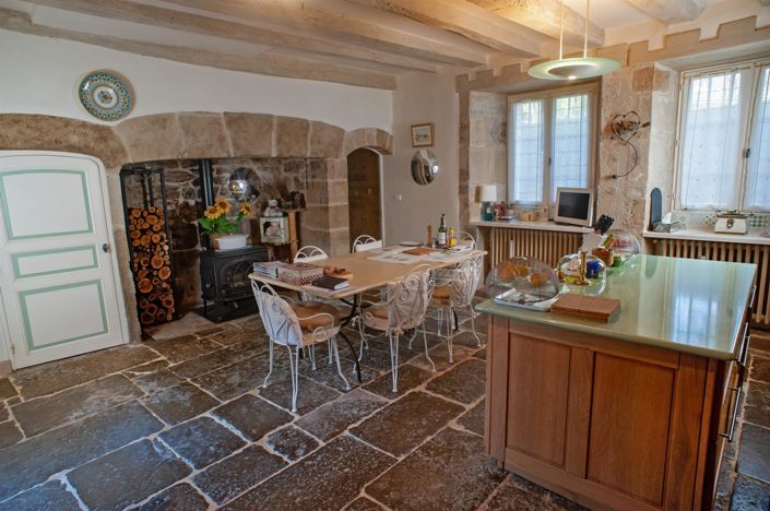 Image No.3-3 Bed House for sale