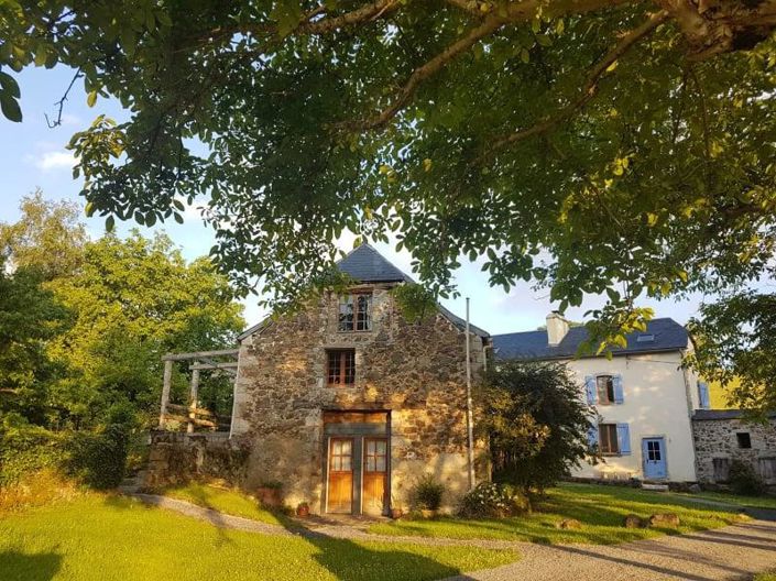 Image No.2-12 Bed Property for sale