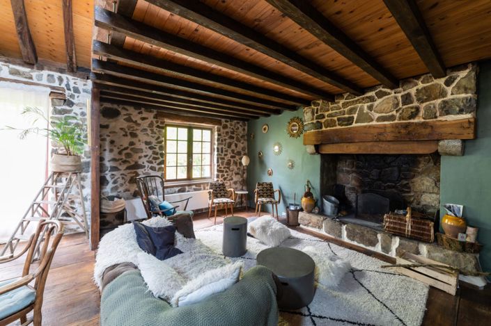 Image No.6-12 Bed Property for sale