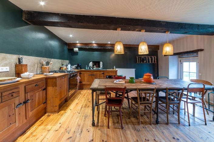 Image No.9-12 Bed Property for sale