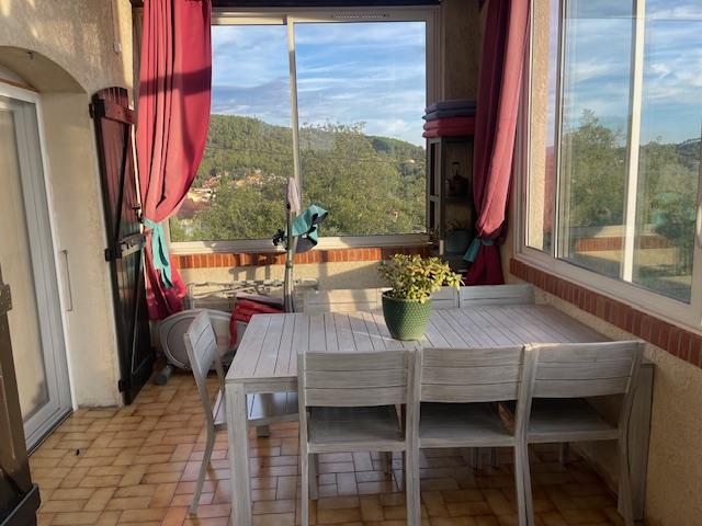 Image No.10-4 Bed House for sale