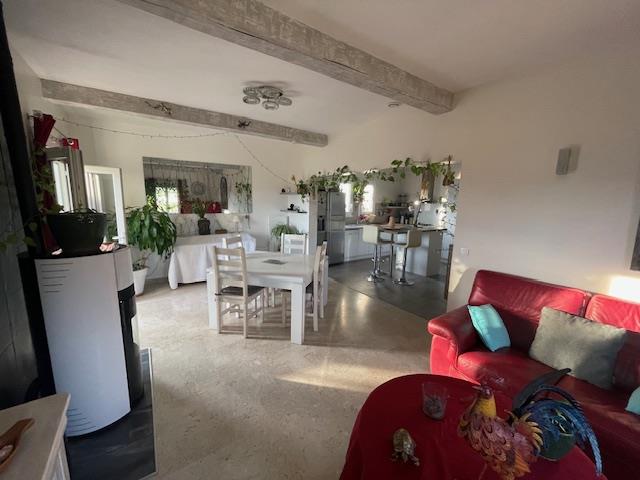 Image No.9-4 Bed House for sale