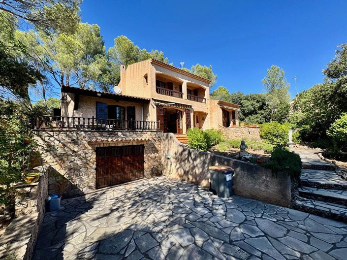 Image No.16-4 Bed House for sale