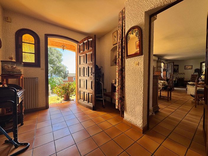 Image No.4-4 Bed House for sale