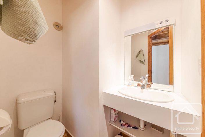 Image No.18-2 Bed Apartment for sale