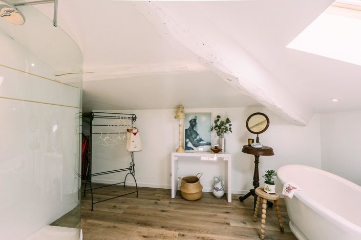 Image No.20-7 Bed House for sale