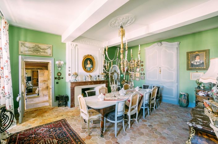 Image No.8-7 Bed House for sale