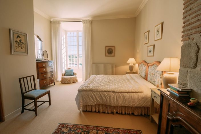 Image No.17-13 Bed House for sale