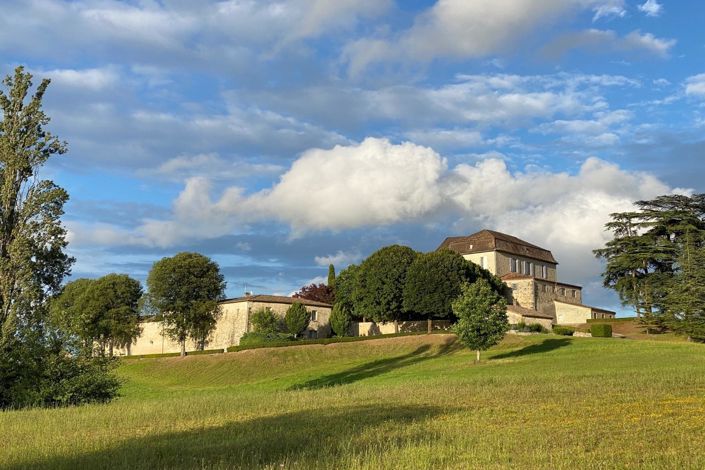 Image No.2-13 Bed House for sale