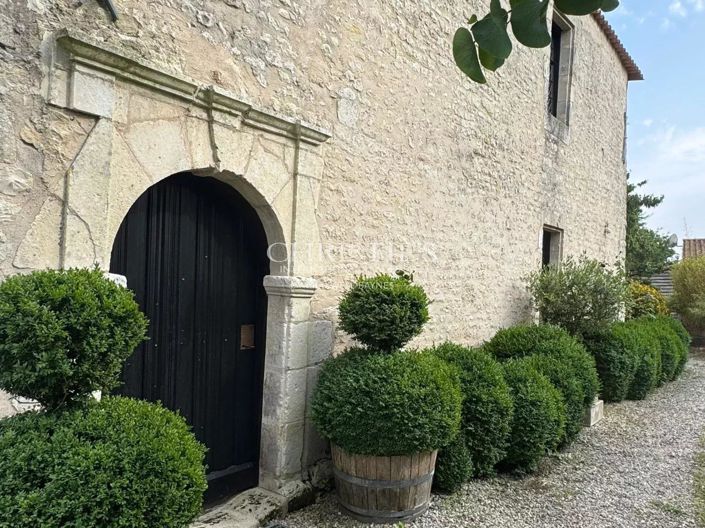 Image No.1-2 Bed House for sale