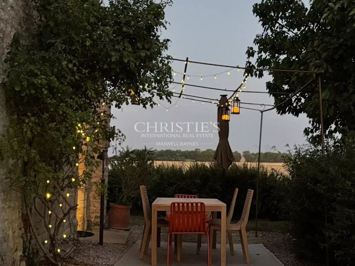 Image No.10-2 Bed House for sale