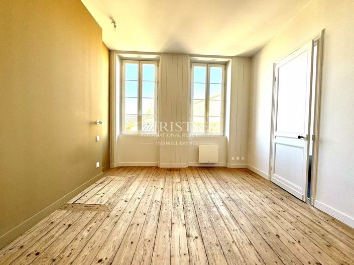 Image No.14-4 Bed House for sale