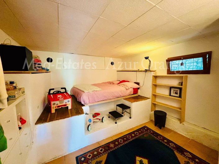 Image No.20-3 Bed House for sale