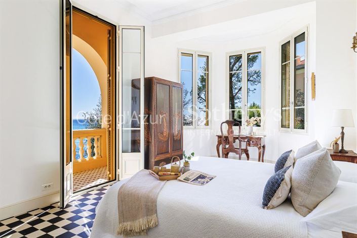 Image No.12-6 Bed House for sale