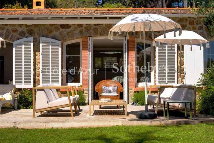 Image No.16-2 Bed Property for sale