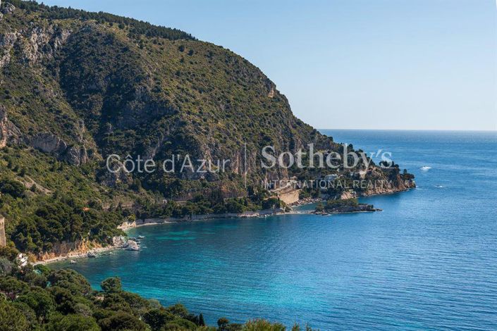 Image No.16-5 Bed Property for sale