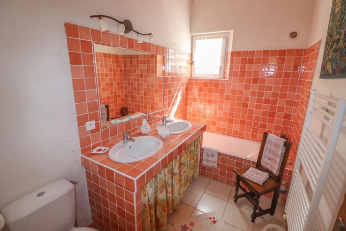 Image No.30-3 Bed House for sale