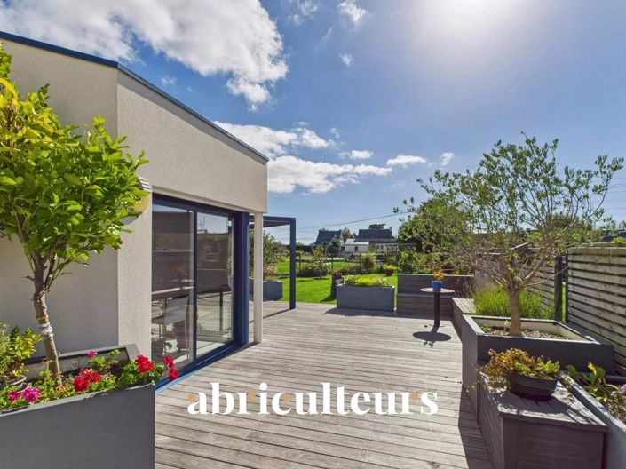 Image No.17-7 Bed House for sale