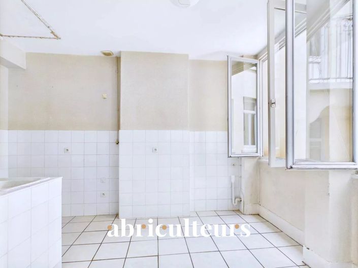 Image No.10-1 Bed Apartment for sale