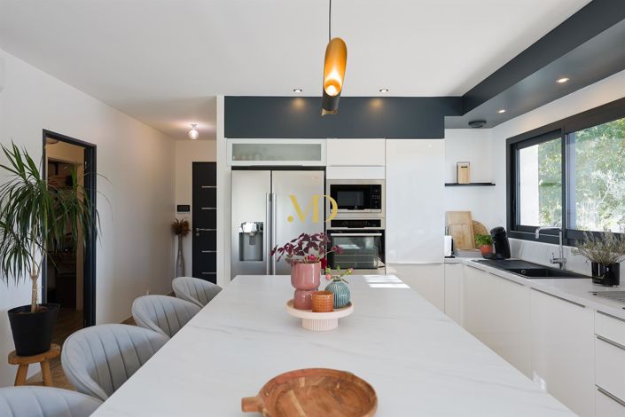 Image No.16-3 Bed House for sale