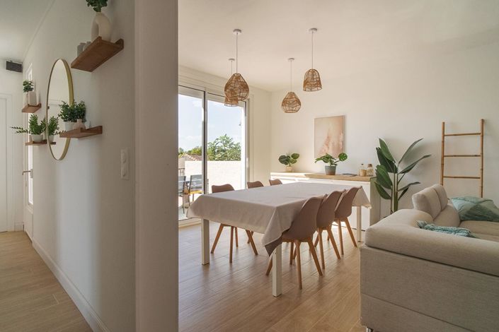 Image No.11-2 Bed House for sale