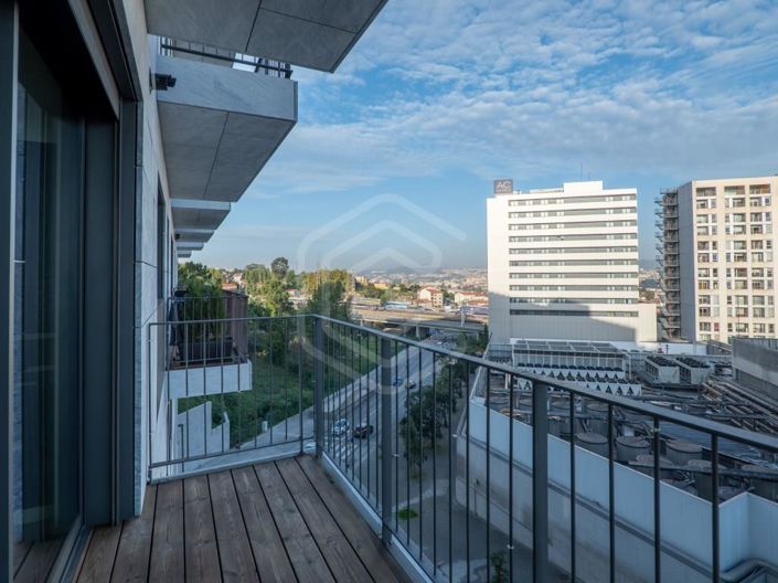 Image No.7-3 Bed Apartment for sale