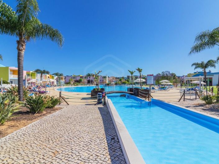 Image No.22-3 Bed Apartment for sale