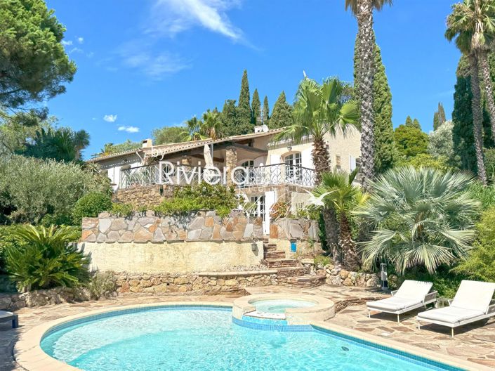 Image No.6-4 Bed House for sale