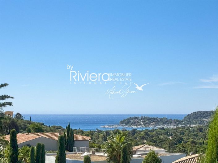 Image No.31-6 Bed House for sale