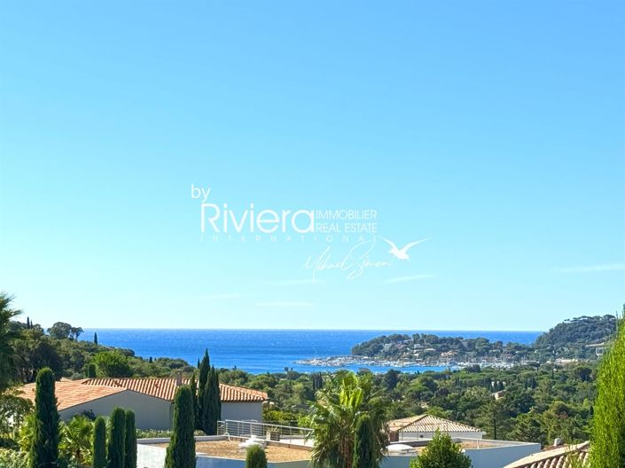 Image No.4-6 Bed House for sale