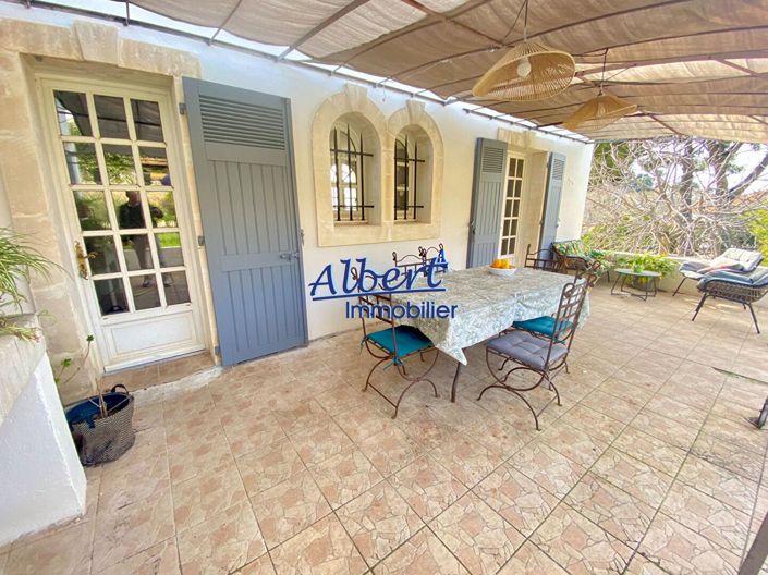 Image No.12-6 Bed House for sale