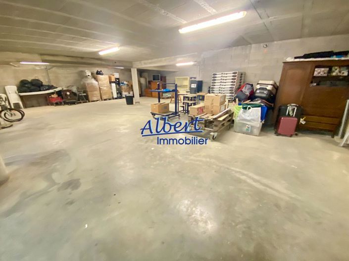 Image No.15-6 Bed House for sale