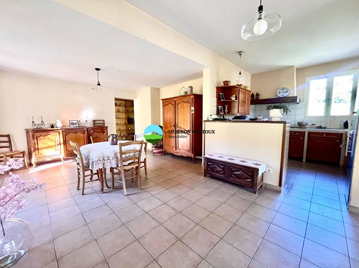 Image No.5-5 Bed House for sale